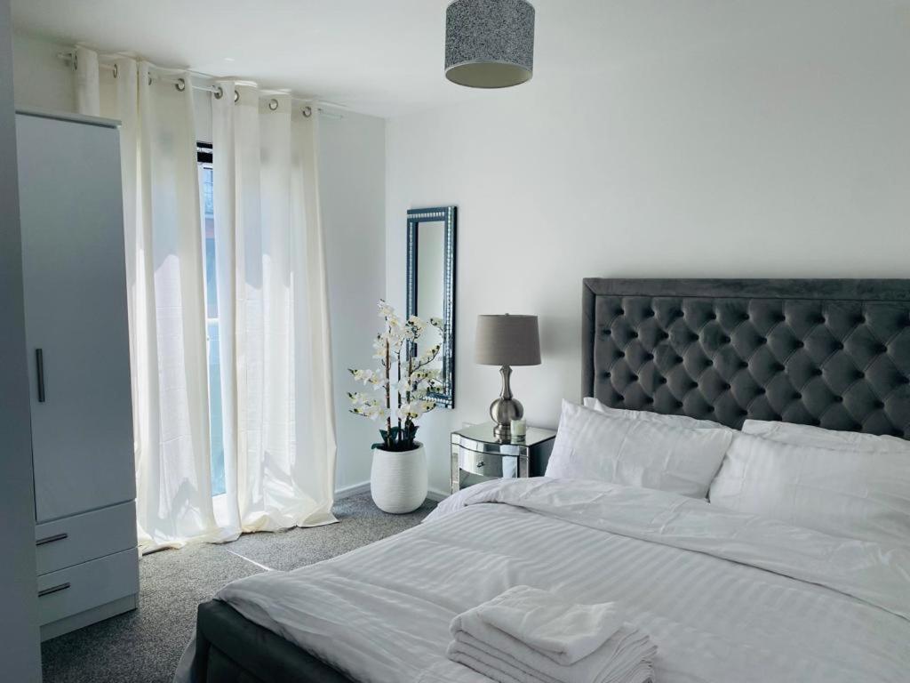 Modern, Stylish And Central Home Manchester Ngoại thất bức ảnh